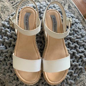 Steve Madden 8.5 White Strap Sandals